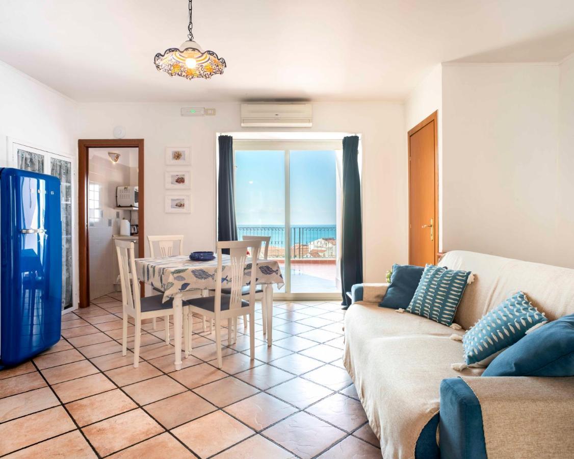 Palazzo Carrano Vietri Sul Mare Bed & Breakfast Exterior photo